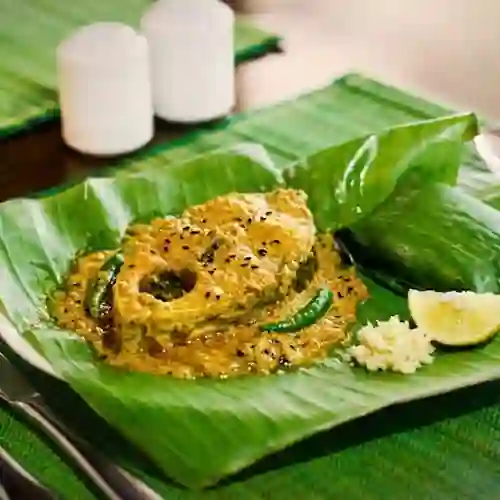 Authentic Hilsa Paturi at Sundarban Hilsa Festival